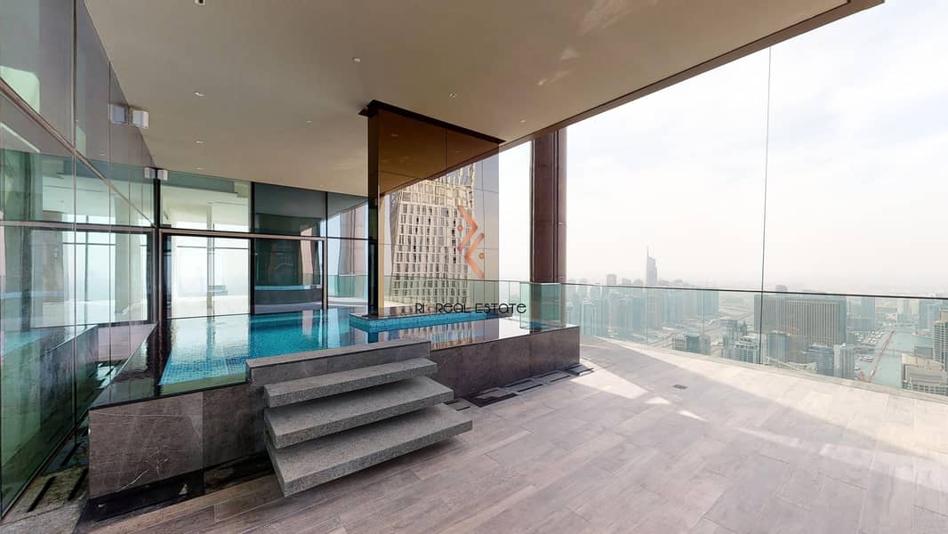 Full Floor Penthouse | 4BR+Maid\'s | Panoramic View