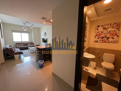 FULLY FURNISHED | SPACIOUS | VACANT | BALCONY