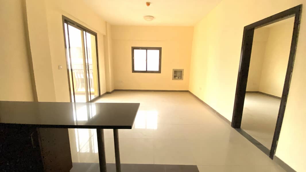 شقة في مجان 1 غرفة 34999 درهم - 6251336