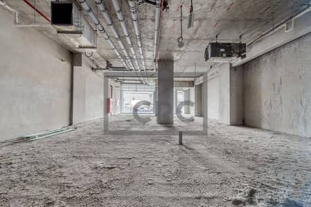 Showroom for Rent in Deira, Dubai - Shell&Core | High Visibility | Metro