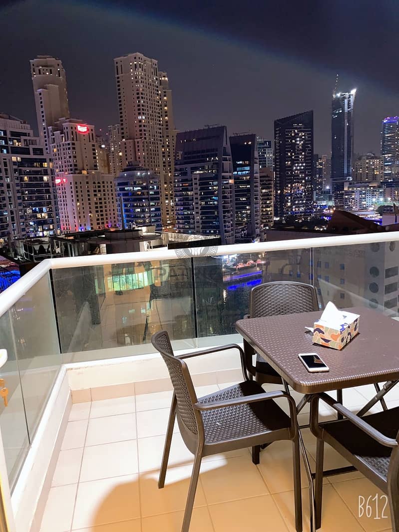 位于迪拜码头，KG 大厦 2 卧室的公寓 100000 AED - 6339396