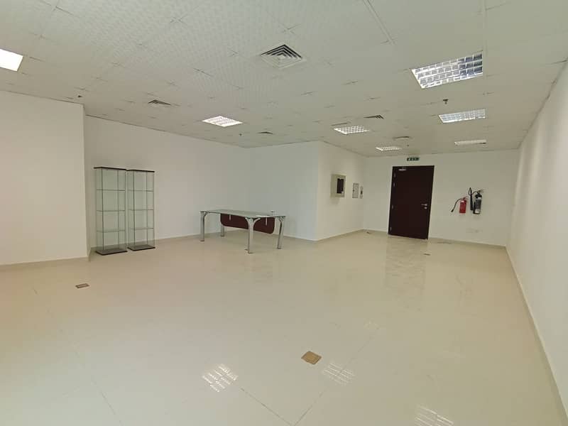 hot offer Ready to move off office available in arjan 35990AED ARJAN