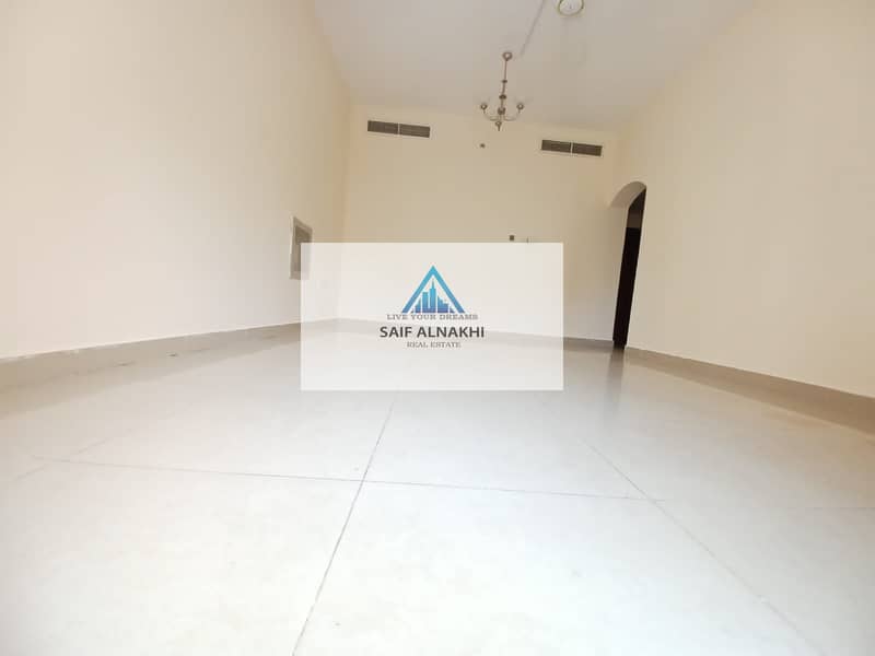 FAMILY AREA CLOSE TO UNIVERSITY AREA 2BHK JUST ( 30K) WITH PARKING FREE