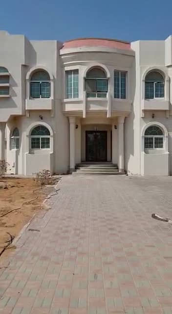 For sale, two floors villa in Al-Nouf 4 - Street 67