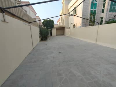 Ground floor extension of a villa for annual rent in Ajman in Al Rawda