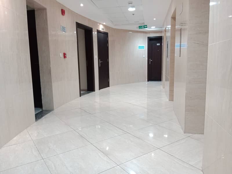 New bulding offer Mentinence,one month free,2bhk 30k close to ithad park