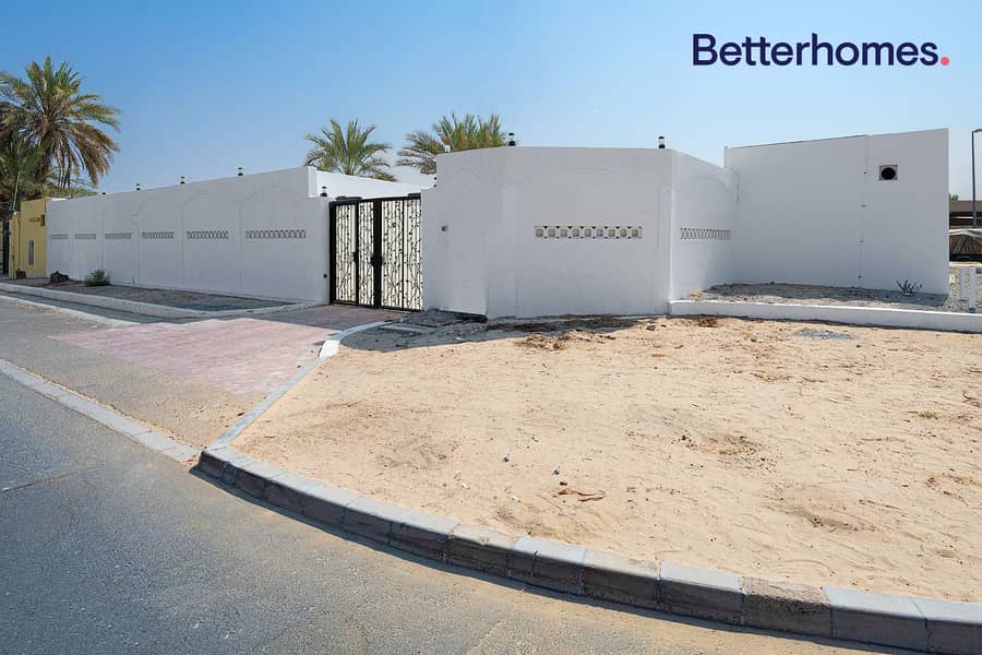 GCC | Renovated Villa | 5 BHK  | Plot 10,000 sq ft