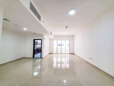 استوديو  للايجار في أرجان، دبي - شقة في بناية عبد الواحد بن شبيب أرجان 36000 درهم - 6173421