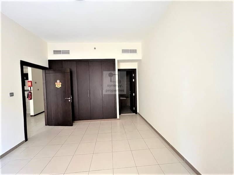شقة في إنديجو سبكتروم 2،المدينة العالمية 1 غرفة 35000 درهم - 6340076