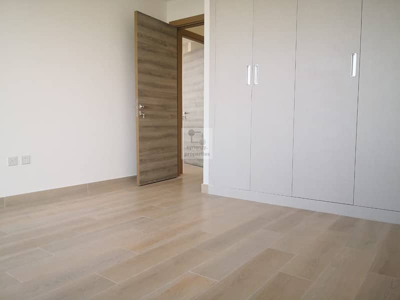 Vacant on Transfer | Sea View | Prime Investment