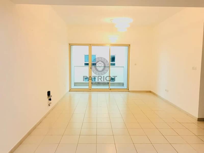 |2 Cheques||Huge Appartment Ready To Move |Chiller Free|With Balcony|Kitchen Appliances|