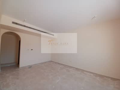 7 Bedroom Villa for Rent in Mohammed Bin Zayed City, Abu Dhabi - or rent a commercial villa, Mohamed bin Zayed, near Mazyad Mall, consisting of