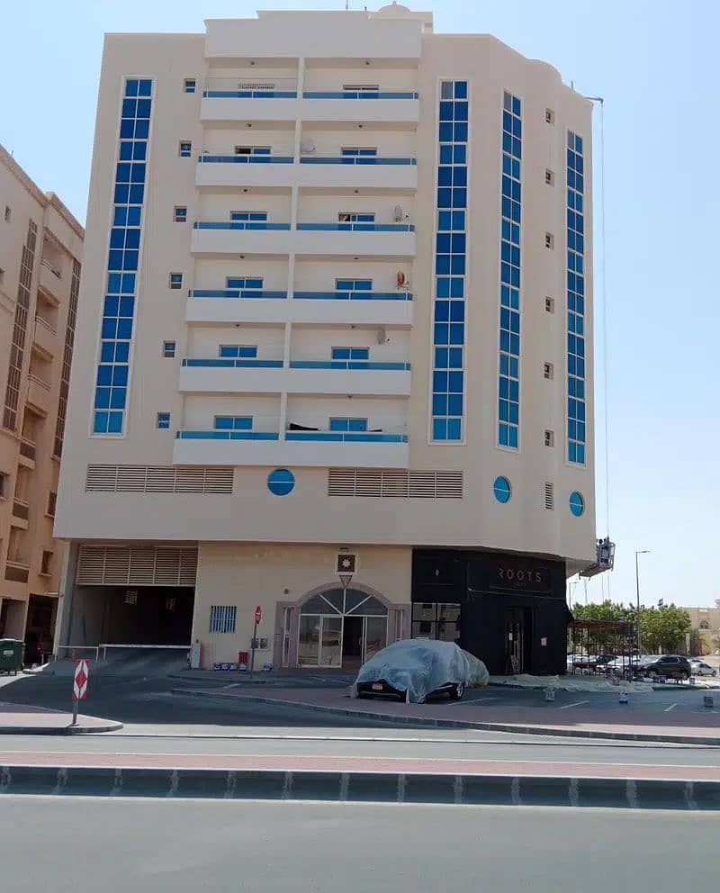 Building Front View - الاطلالة الامامية للمبنى