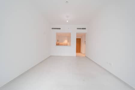 شقة 1 غرفة نوم للايجار في مدن، دبي - شقة في مدن فيوز مدن 1 غرف 55000 درهم - 6349838