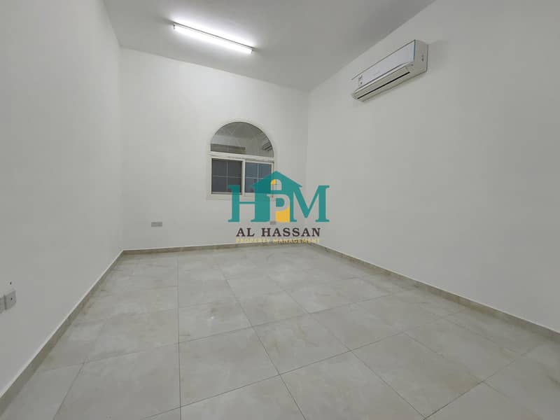 Квартира в Аль Шамха, 3 cпальни, 70000 AED - 6351377