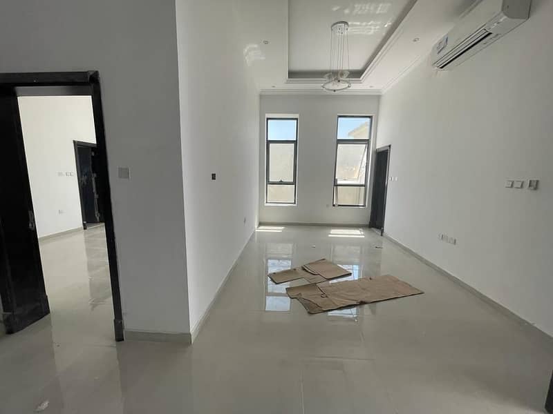 Brand New villa 5bedroom master for rent 115k ready to move al azra