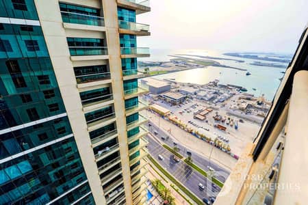 2 Bedroom Apartment for Rent in Dubai Marina, Dubai - Sea View | Large Bedrooms | Corner Suite