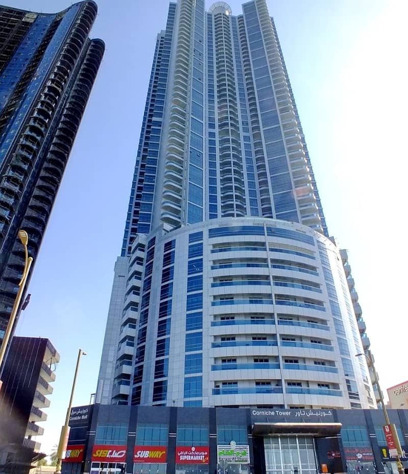 位于克里奇阿治曼公寓小区，科尼切大厦 2 卧室的公寓 55000 AED - 6319112