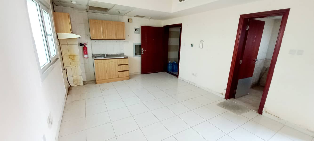 (BALCONY HAVE+ONE MONTH FREE) Easy Exit to Dubai  only last unit of STUDIO