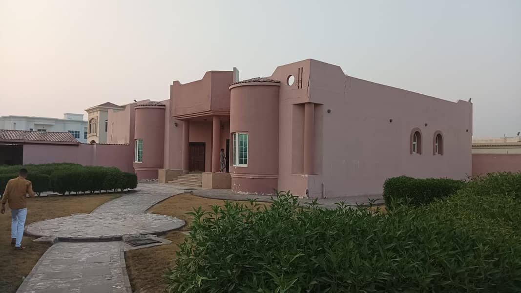 For sale in Sharjah, Al Qarayen area  villa