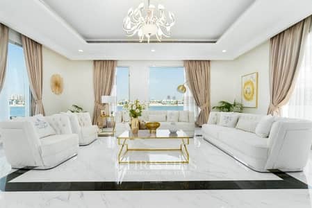 6 Bedroom Villa for Sale in Palm Jumeirah, Dubai - Opulent and Fully Upgraded Villa with Sea Views