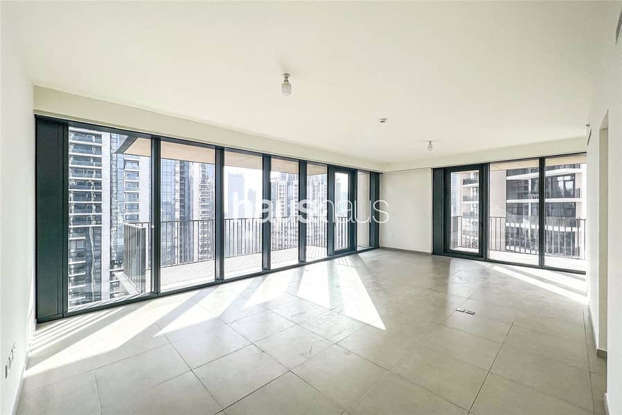 Largest Vacant | High Floor Extra Family Room