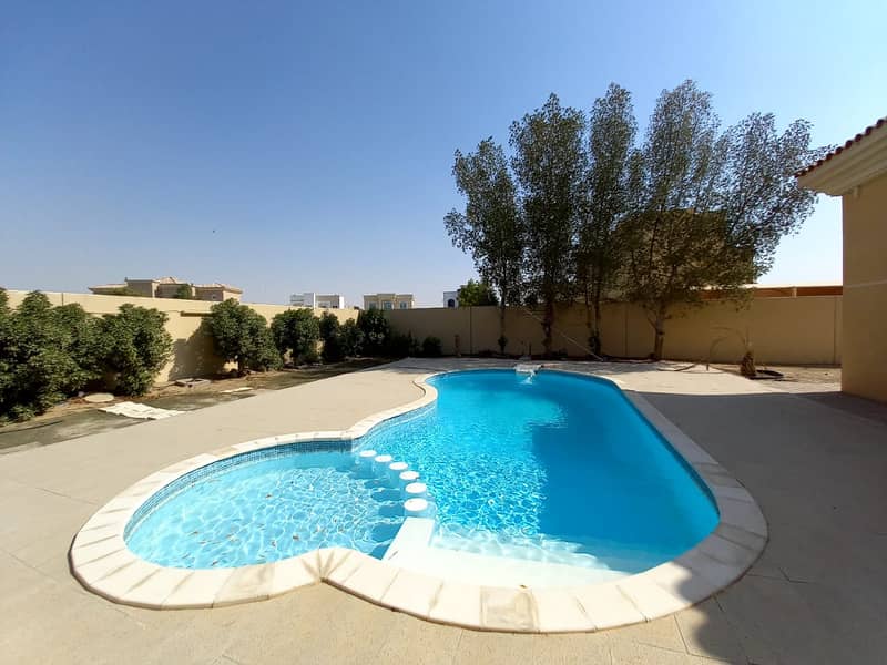 Rare Landscaped - Huge Four BR Corner Villa with Swimming Poll Just in 170K