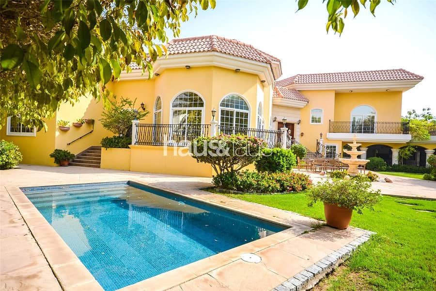 6 BR | Stunning landscaped garden| Pool