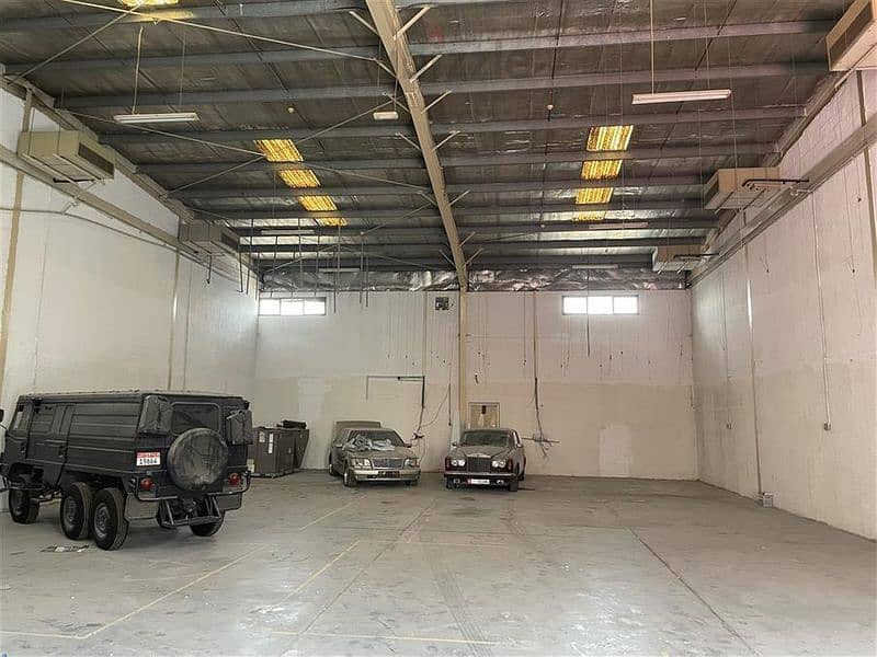 Al Quoz 4,000 Sq. Ft Warehouse insulated and high ceiling with built-in office and toilet