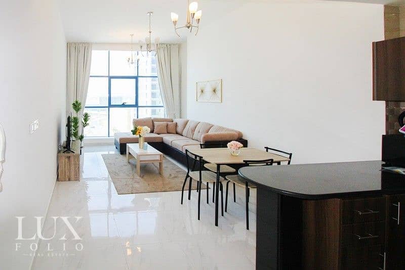 Available|Furnished|Must-see| Balcony