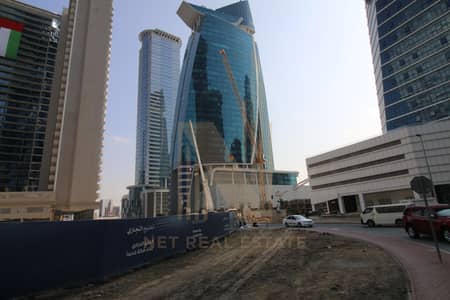 مکتب  للبيع في الخليج التجاري، دبي - مکتب في برج المنارة الخليج التجاري 2000000 درهم - 6307264