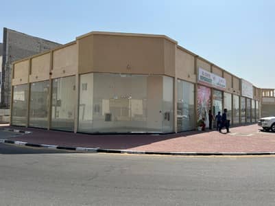 Floor for Sale in Al Zahya, Ajman - Building for sale with an annual income of 400 thousand with the possibility of freeholding