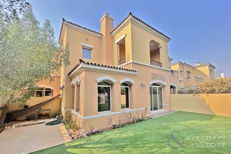 2 Bedroom Villa for Rent in Arabian Ranches, Dubai - Two Bed | Study | Close to Pool and Park