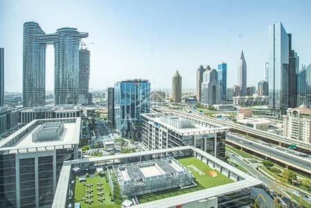 Office for Sale in Downtown Dubai, Dubai - Fitted Office|High Floor|Skyline View|VACANT