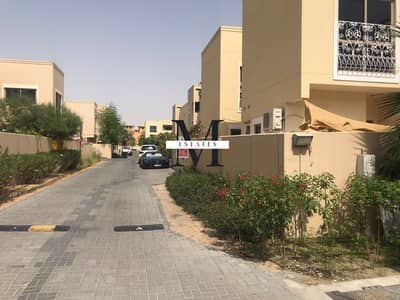 4 Bedroom Villa Compound for Rent in Al Raha Gardens, Abu Dhabi - Fabulous Compound Villa in A Prime Location For Rent