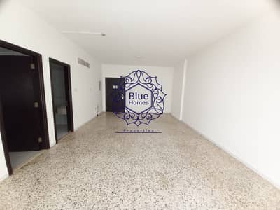 Studio for Rent in Bur Dubai, Dubai - Chiller Free! Closed kitchen studio Apartment Big size only 37k