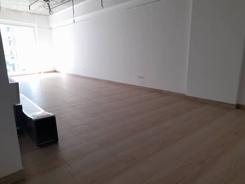 Office space for Rent in Sheikh Zayed Road - AED 74,000/- 818 SQFT