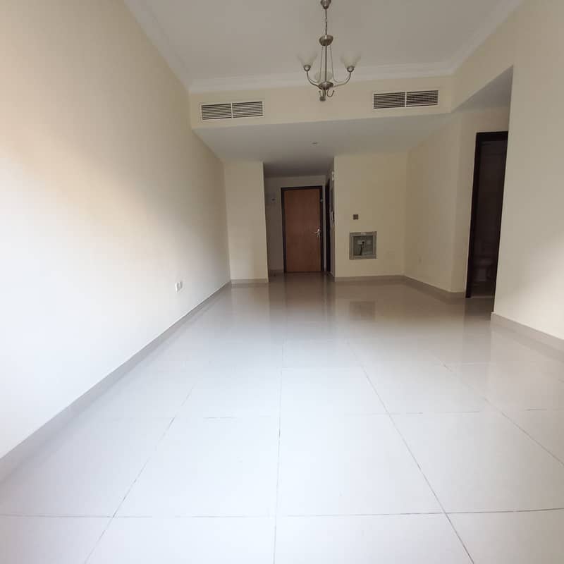 30 days free spacious 2bhk with balcony wardrobes and covered parking free