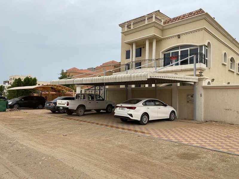 villa for rent 6 bad 2 hall  2 mujlish Mowhiate 1