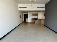 Luxury apartment | Well maintained | Big balcony