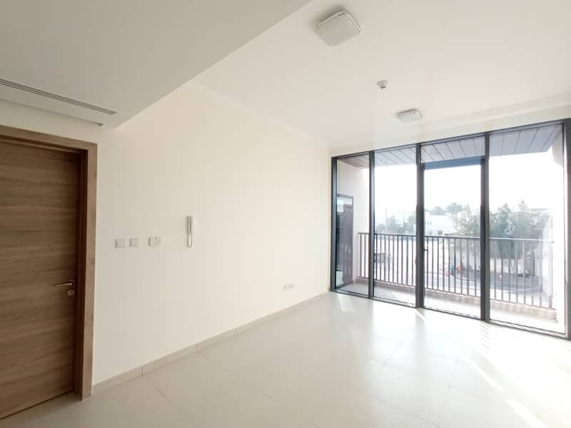 1BR | Spacious | Master bedroom | Balcony