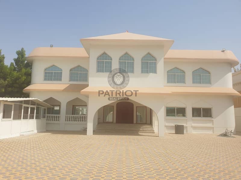 PRIME LOCATION 10BR  20,000 SQFT HUGE COMMERCIAL VILLA IN JUMEIRAH 2