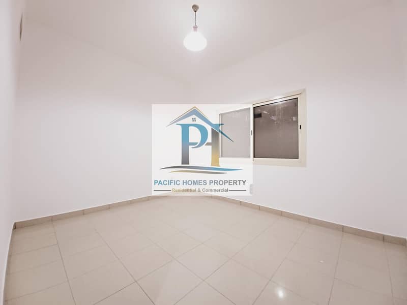 Open View  \"\" $ q. Ft 1400 @ Luxury 2 Bhk Balcony Free Parking GYM-POOL  Closed To Park