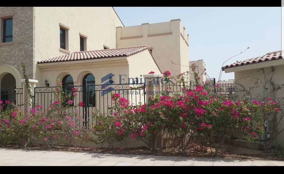 Gorgeous 5BR Villa with Maid Room  in Faya Bloom Gardens for Sale!!!!