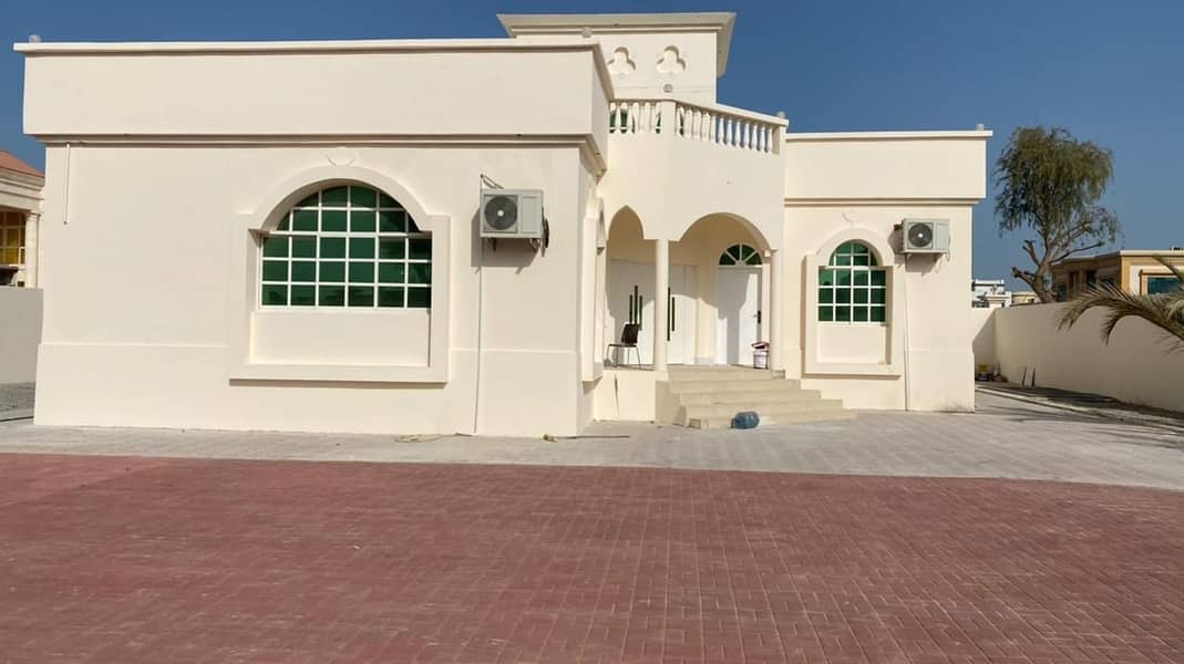 Beautiful and Clean Villa Available for rent in al Rafaa