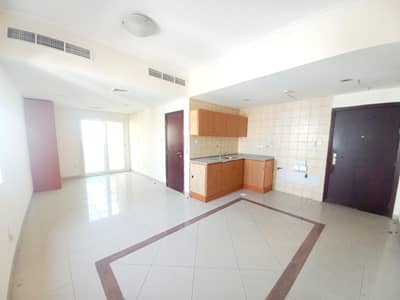 Studio for Rent in Al Nahda (Sharjah), Sharjah - Brand New Big Studio With wardrop and 1 Full Washroom With 1 Month Free And Big Balcony