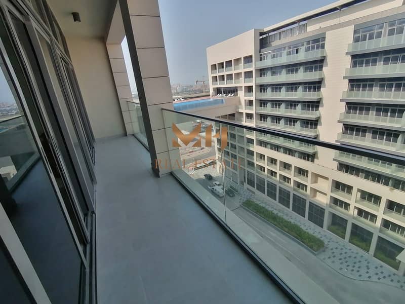 High Floor | Partial Sea View | Well Maintained | Vacant