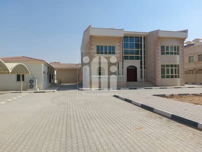 6 Bedroom Villa for Rent in Khalifa City A, Abu Dhabi - Relaxing Family-Friendly | Huge Villa with Incredible Ambience