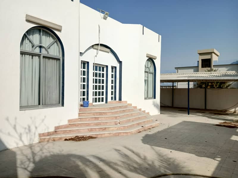 Luxury Single Story 03 Bedroom's Villa | Out side Majles | 6000 Sqft |Big Parking Area|