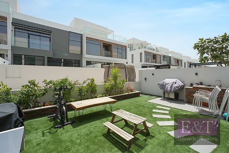 Modern luxury 3 bed+ maid room| Vacant on transfer